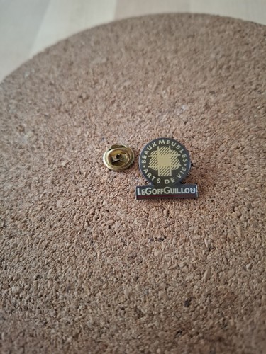 Pin legoff guillou beaux - pin’s,
